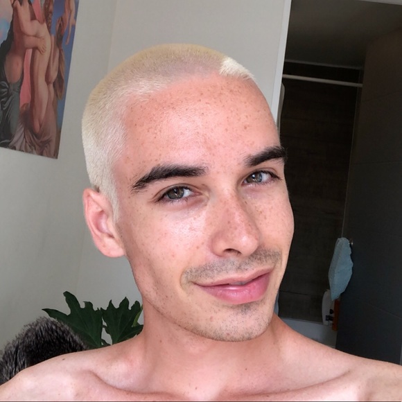 Profile Picture of Joseph Nadasdi (@joeynadasdi) on Poshmark