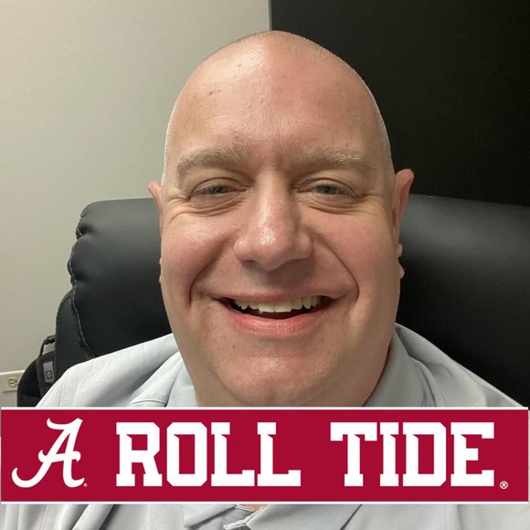 Profile Picture of Jeffrey Crowley (@jeffreycrowley) on Poshmark