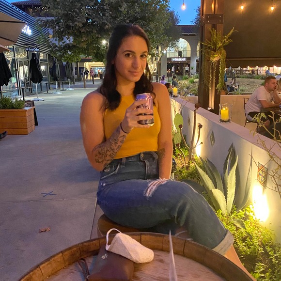 Profile Picture of Janice Reese (@jreese510) on Poshmark