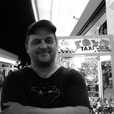 Profile Picture of Matthew C. Pabreza (@Putitindabasket) on Twitter