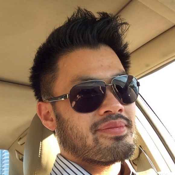 Profile Picture of William Do (@william_do) on Poshmark