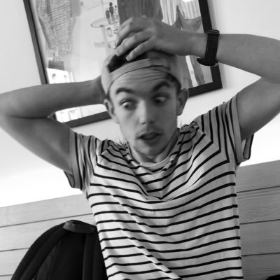 Profile Picture of Beep Boop Bop (@ChrisLeaverton) on Twitter