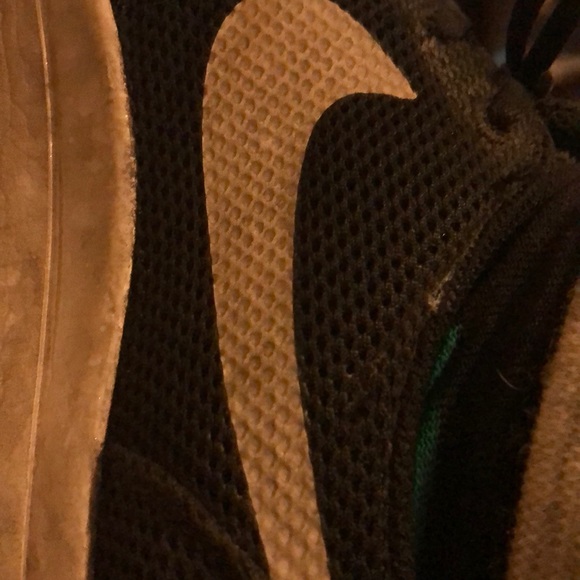 Profile Picture of Christian Boren (@christianboren) on Poshmark