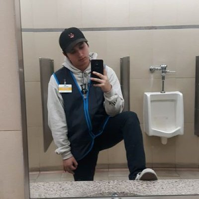 Profile Picture of Jeffrey Mccloud (@JeffreyMcclou12) on Twitter