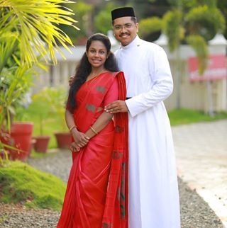 Profile Picture of Reeba Varghese (@reeba.varghese.56) on Facebook