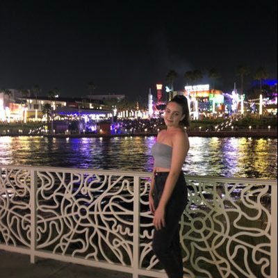 Profile Picture of Caitlin E Barron (@CaitlinEBarron1) on Twitter