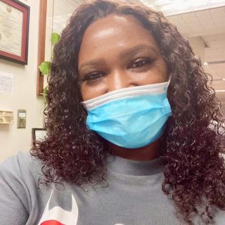 Profile Picture of Verna MakeitHappen Ervin (@ms.makeithappen10) on Facebook