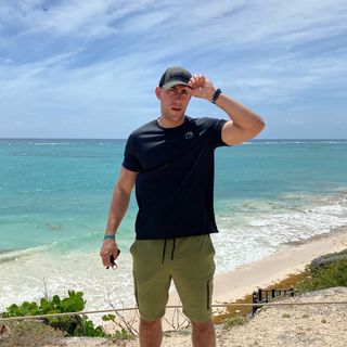 Profile Picture of Andrew Schell (@imnotandrews) on Instagram