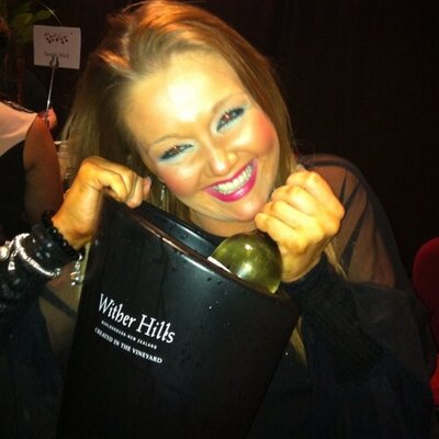 Profile Picture of Lisa Mullen (@@lisamullen1) on Twitter