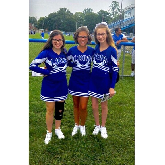 Profile Picture of Tayler Jaeckels (@taylerj04) on Poshmark