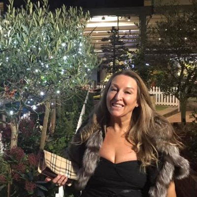 Profile Picture of Lady Pamela Halls-smyth (@halls_lady) on Twitter