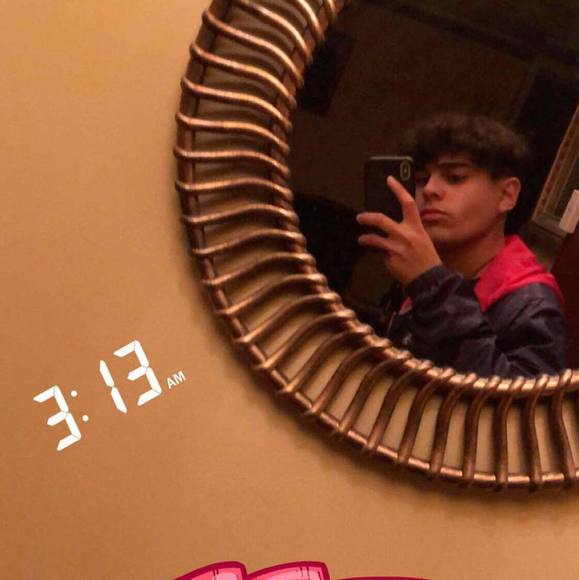 Profile Picture of Sjaad Alawan (@idk67887) on Poshmark