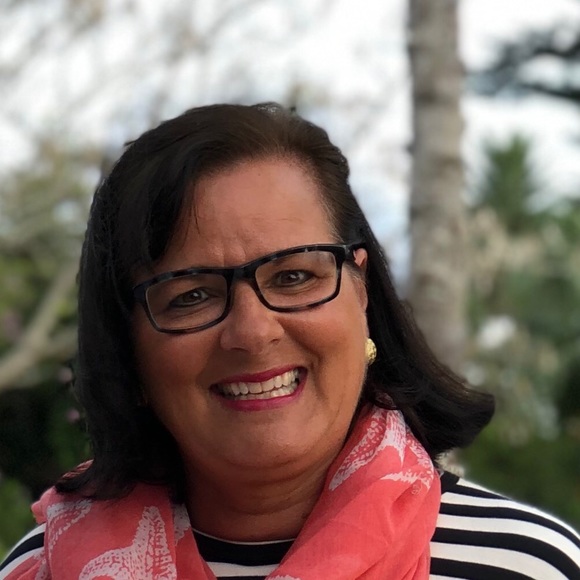 Profile Picture of Martha Ciummo (@mciummo) on Poshmark