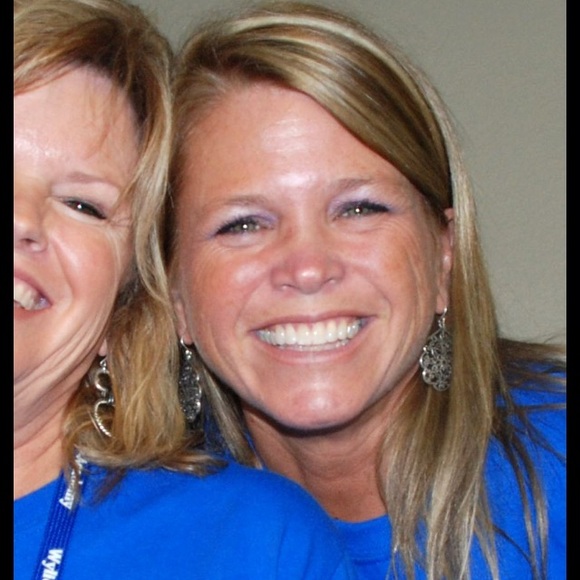 Profile Picture of Staci Pannek (@smpannek) on Poshmark