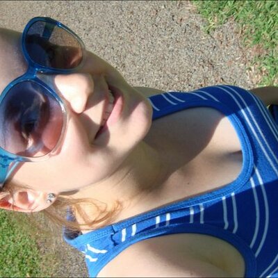 Profile Picture of Chrislainee (@chris_nee) on Twitter