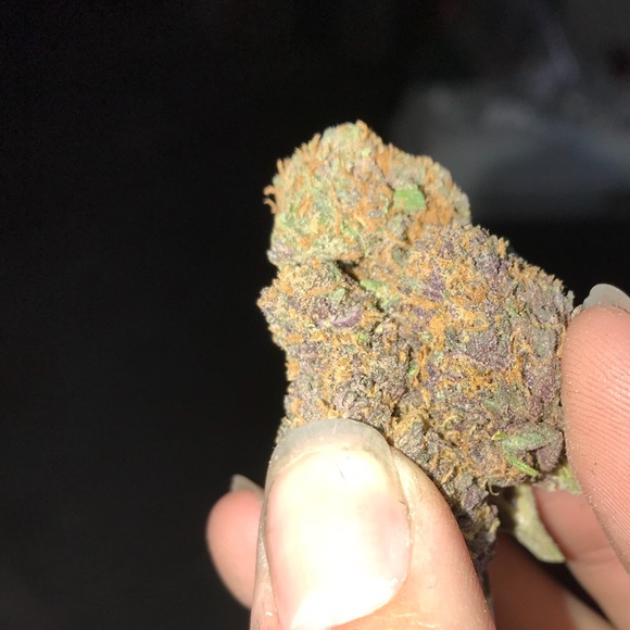 Profile Picture of Brian Wratten (@gnarrsy) on Poshmark