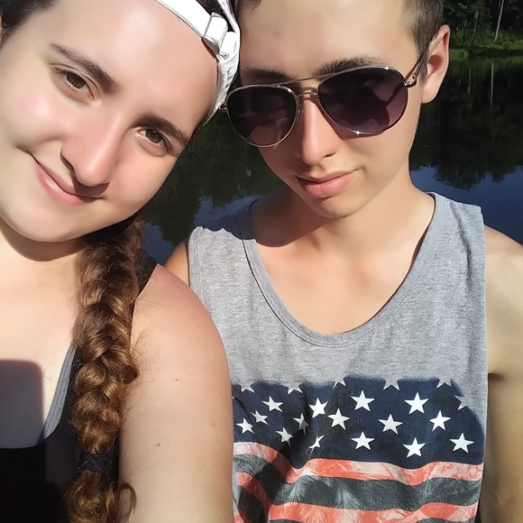 Stephanie Teed - Poshmark Profile Picture of Stephanie Teed (@stephteed) on Poshmark