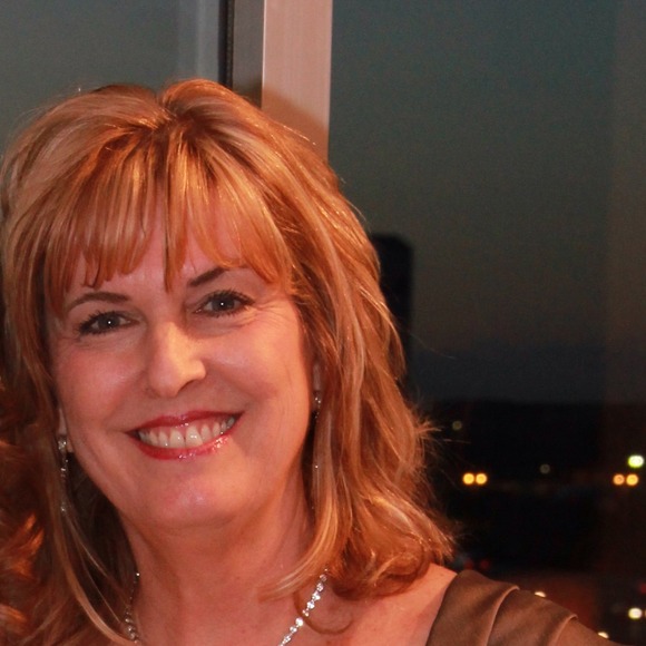 Cheryl Wulff - Poshmark Profile Picture of Cheryl Wulff (@wulffc) on Poshmark