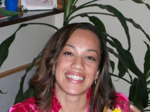 Profile Picture of Angela Cuffey (@angelacuffey) on Poshmark