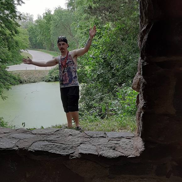 Profile Picture of Billy Martenson (@billiamson) on Poshmark