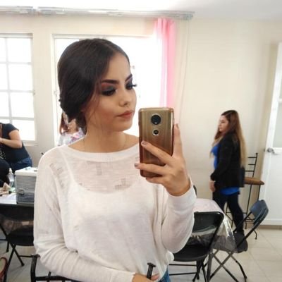 Profile Picture of Linette Garcia (@Linette19610806) on Twitter