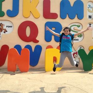 Profile Picture of Vivian Lai (@vivianlai2000) on Myspace