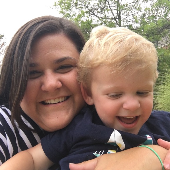 Profile Picture of Kristin Buley (@kbuley) on Poshmark