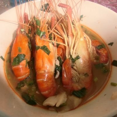 Profile Picture of Tom Yum Kung (@Two25411) on Twitter