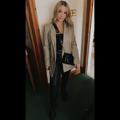 Profile Picture of Emily Mary Casey (@EmilyMCasey_) on Twitter