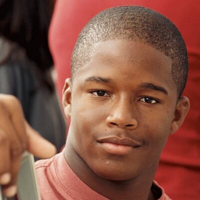 Profile Picture of Calvin Broadus (@calvindude123) on Twitter