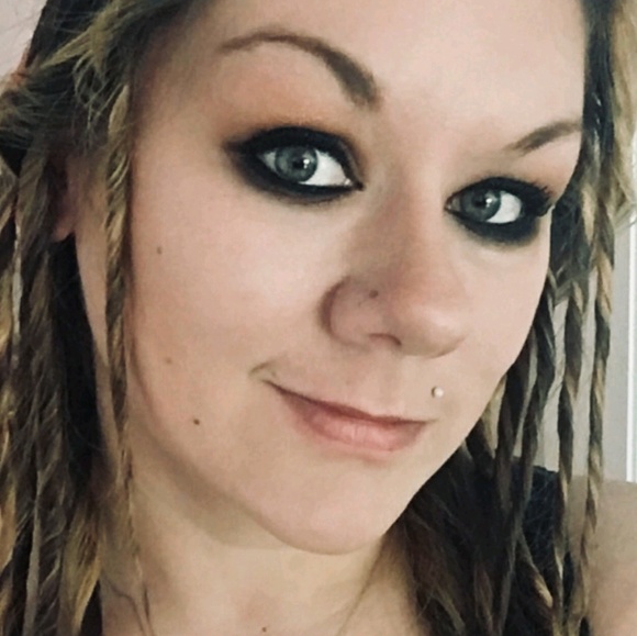 Profile Picture of Aj Hayes (@530ajs83) on Poshmark