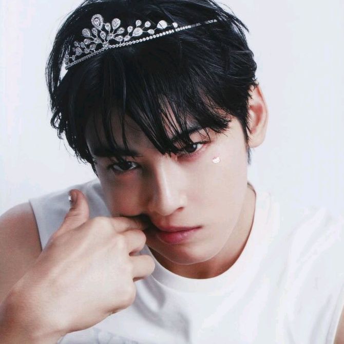 Profile Picture of kylejustinzobel (@ur_kyle.z) on Tiktok