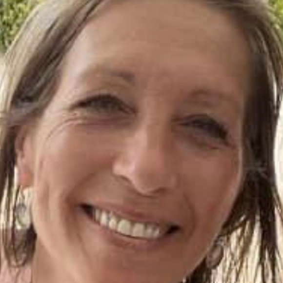 Chrissy Lamica - Poshmark Profile Picture of Chrissy Lamica (@crazycatchrissy) on Poshmark