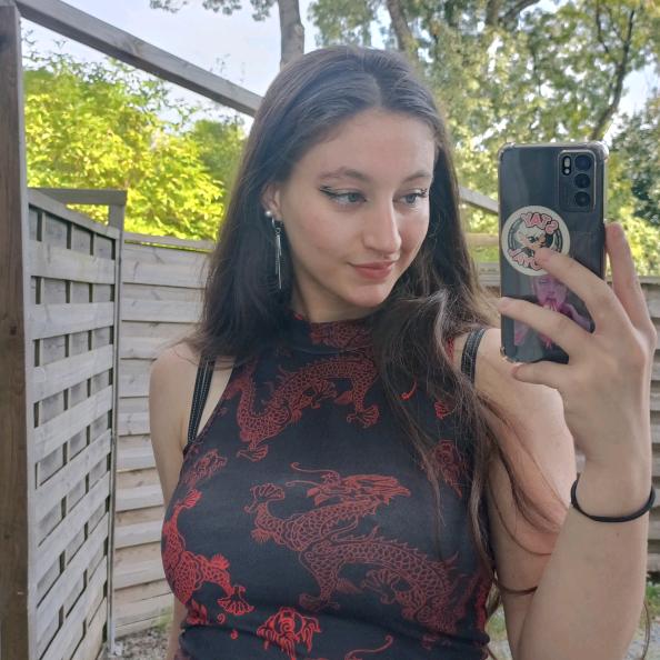 Profile Picture of LoRavenn (@loravenn) on Tiktok