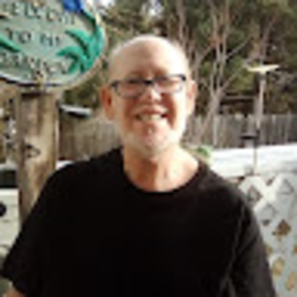 Profile Picture of David Caterer (@dscat1234) on Poshmark