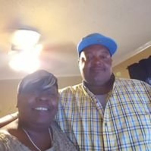 Profile Picture of Willie Davis barrett (@williebarrett1) on Poshmark