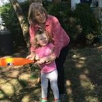 Profile Picture of Elizabeth Whitney Gallagher (@elizabethwhitneygallagher) on Instagram