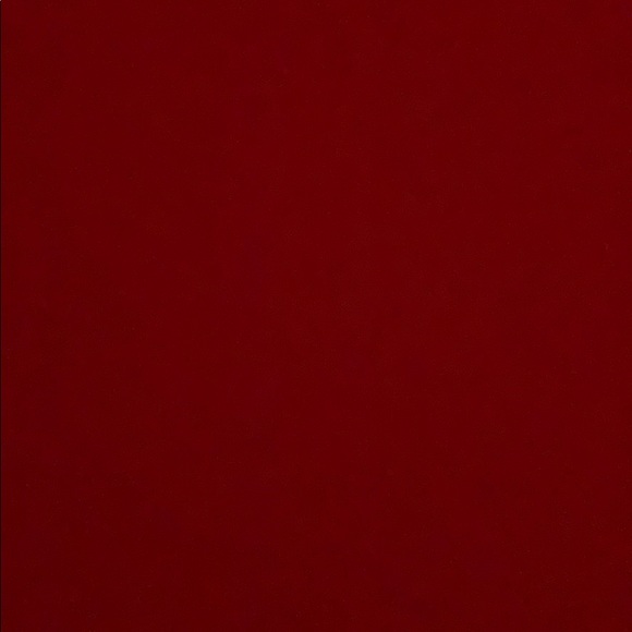 Sarah Mathieu - Poshmark Profile Picture of Sarah Mathieu (@sarahmathieu747) on Poshmark