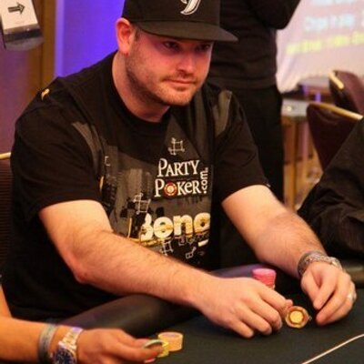 Profile Picture of RH (@RGHall) on Twitter