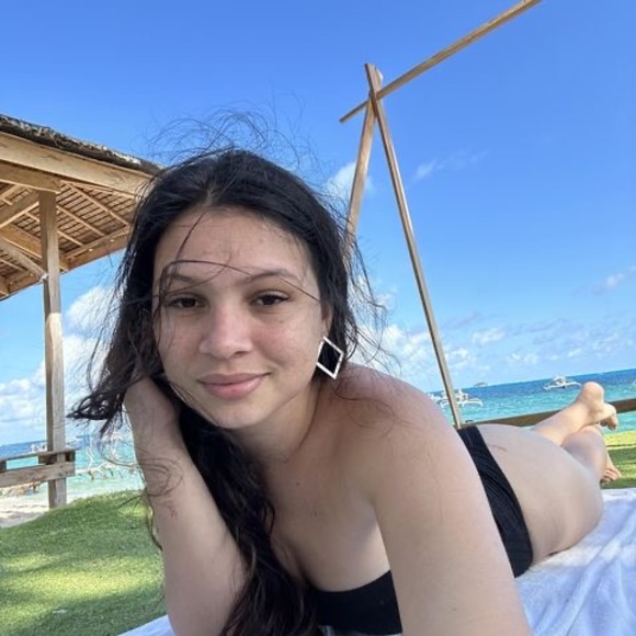 Profile Picture of San Coughlan (@sancoughlan1713) on Poshmark