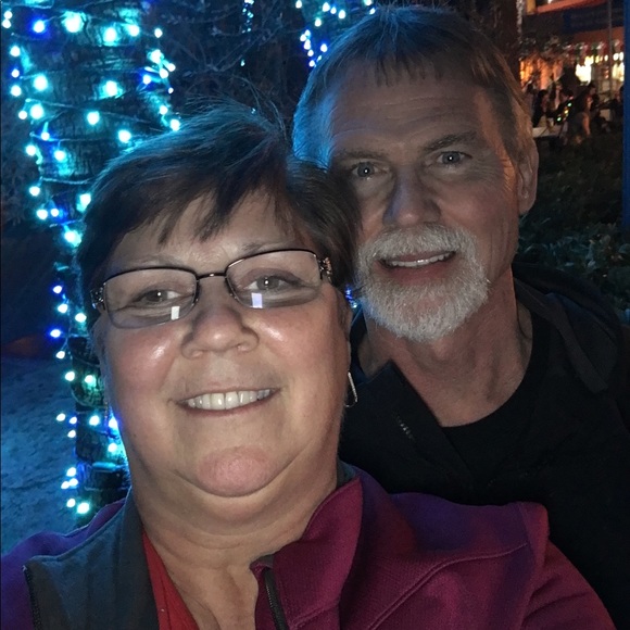 Davine Conover - Poshmark Profile Picture of Davine Conover (@davineconover) on Poshmark