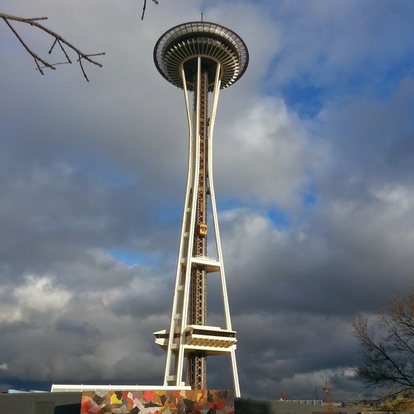 Profile Picture of Jerry Edmonds (@thunkit) on Poshmark