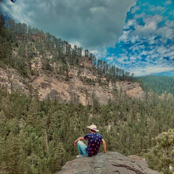 Profile Picture of Hser Htoo (@hserblute) on Poshmark