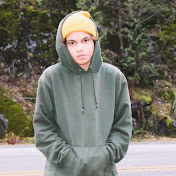 Profile Picture of Drew Martissa (@drewmartissa7253) on Youtube