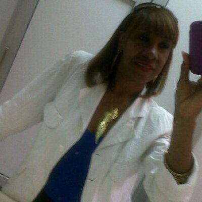 Profile Picture of Rosa Elvira Lebrón B (@roza_guellal) on Twitter