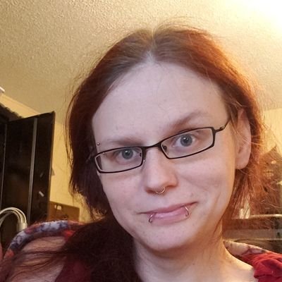 Profile Picture of Jennifer Wolff (@JennyWebtoes) on Twitter