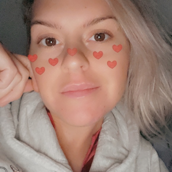 Profile Picture of Kalissa Pantazis (@kalissap) on Poshmark