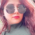Profile Picture of Paula Hildebrando (@paulahildebrando) on Instagram