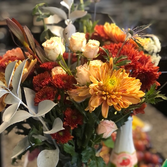 Profile Picture of Rayessa Suarez (@rayessasuarez) on Poshmark