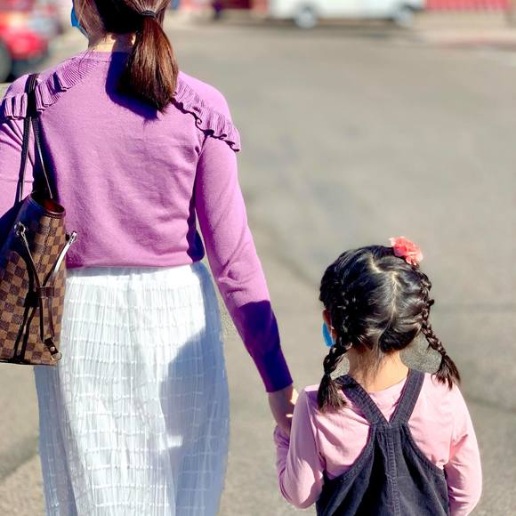 Socola Anh tâm - Poshmark Profile Picture of Socola Anh tâm (@tamcao) on Poshmark